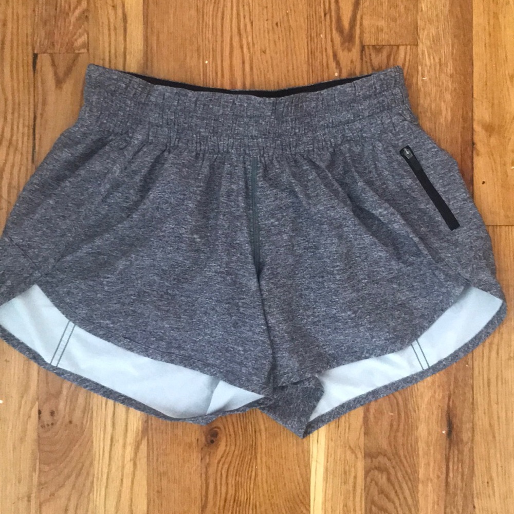 Lululemon tracker shorts 4”